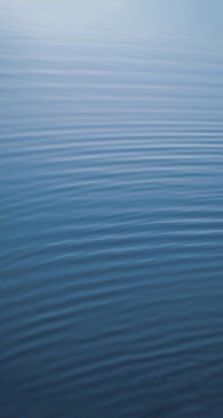Superficie acqua blu increspata, 744x1392 Full HD Verticale, iPhone Pro Max