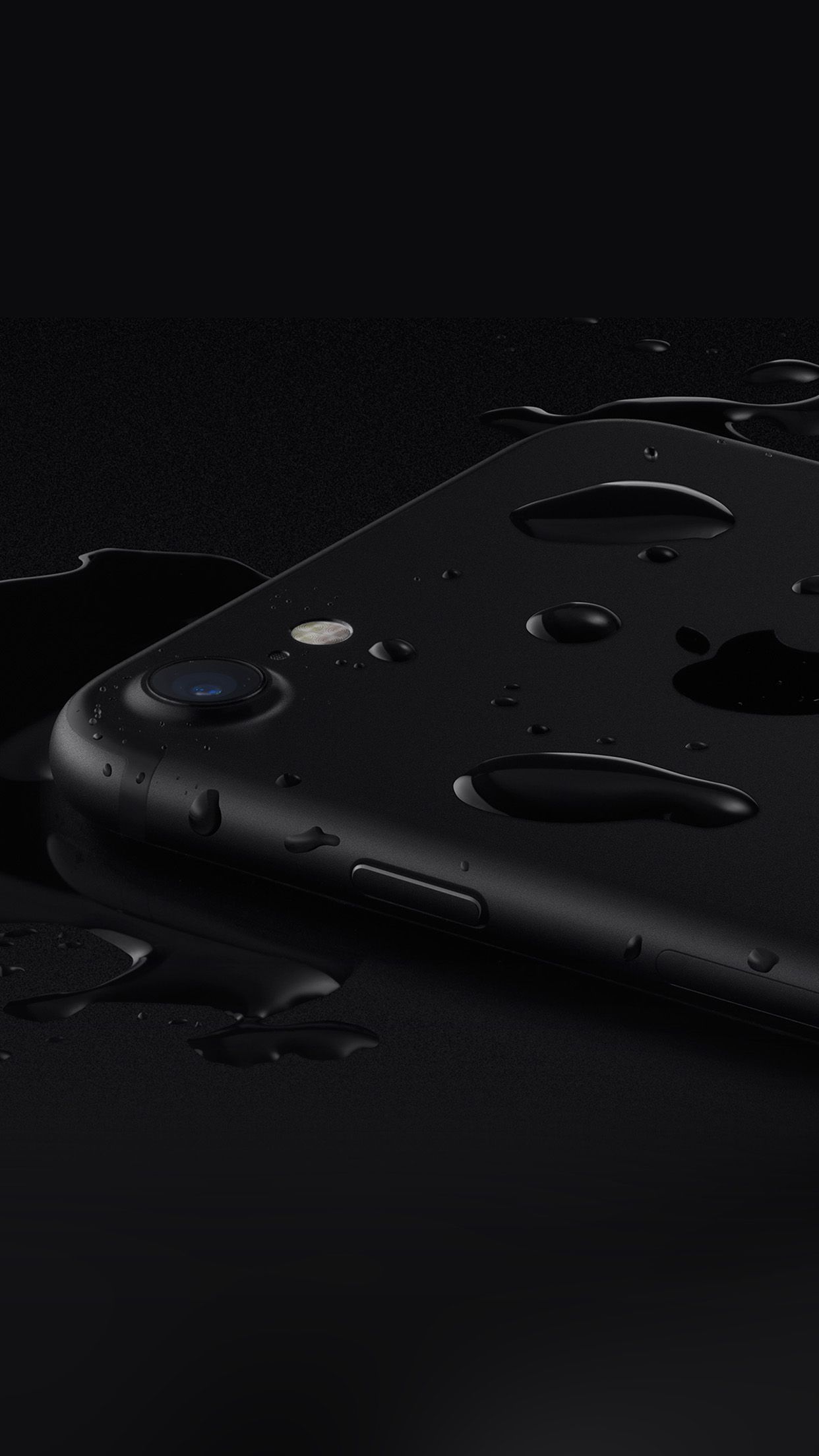 iPhone nero con gocce d'acqua, 1242x2208 Full HD Verticale, iPhone Pro Max