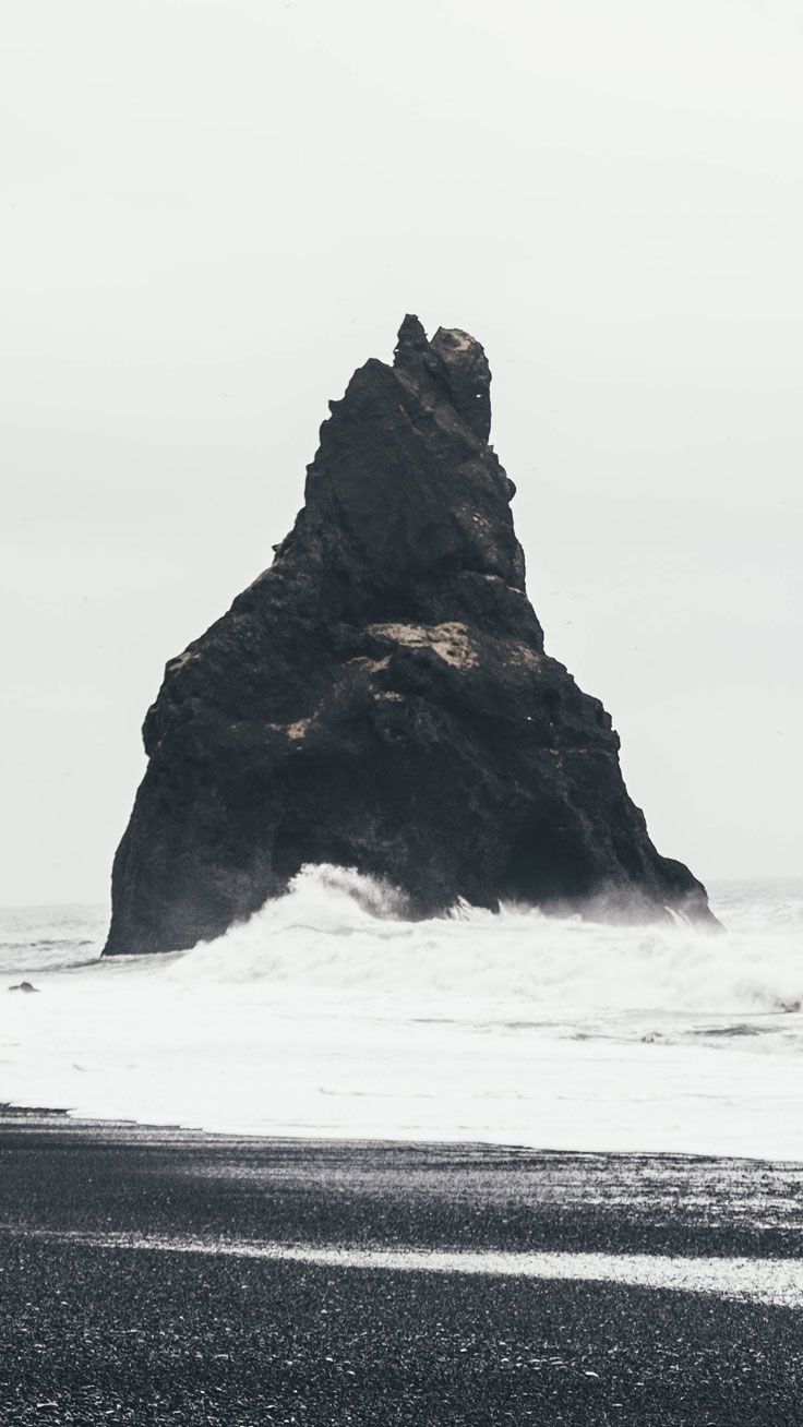 Scogliera nera e mare, 736x1308 Full HD Verticale, iPhone