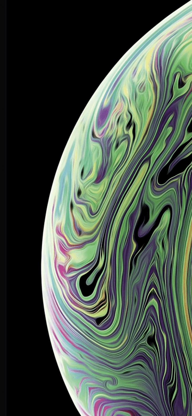 Sfera astratta verde iridescente, 728x1576 Verticale, iPhone