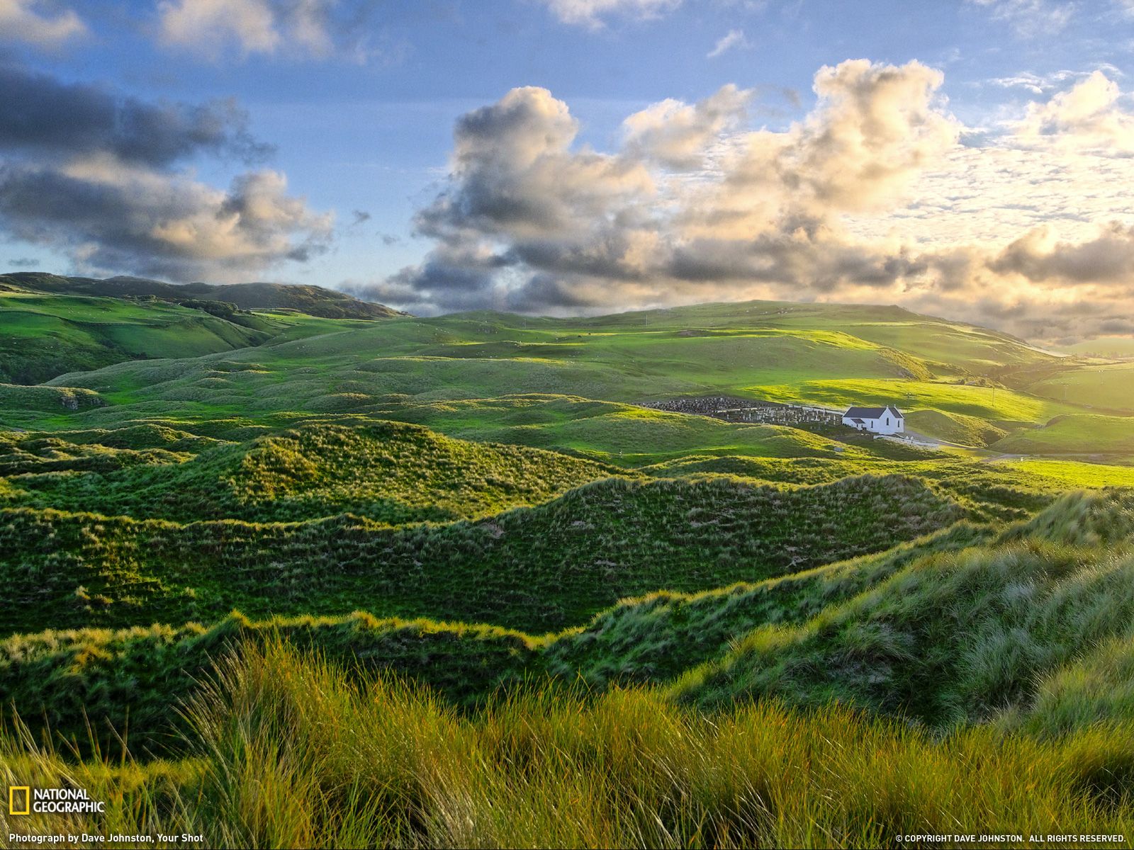 Colline verdi irlandesi al tramonto, 1600x1200 900p, PC