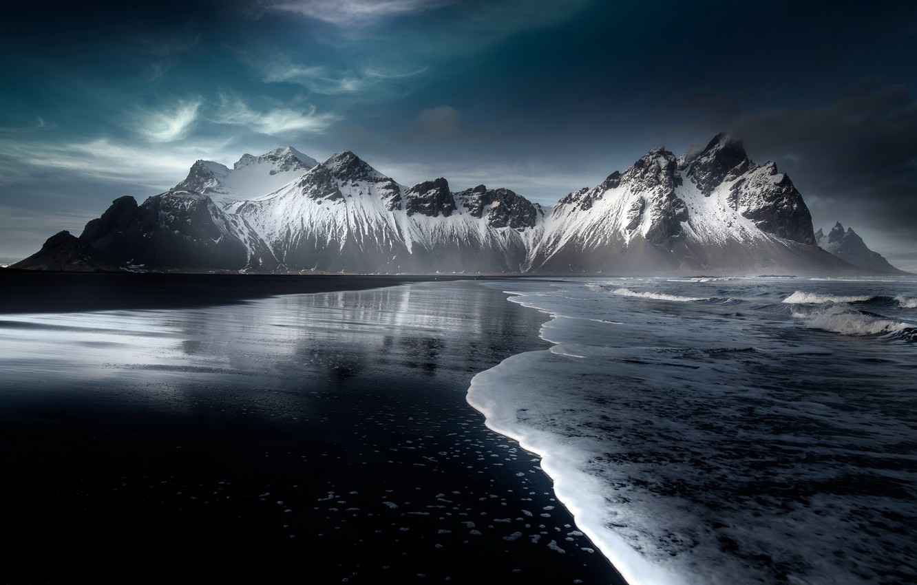 Montagne innevate spiaggia nera Islanda, 1332x850 720p, PC