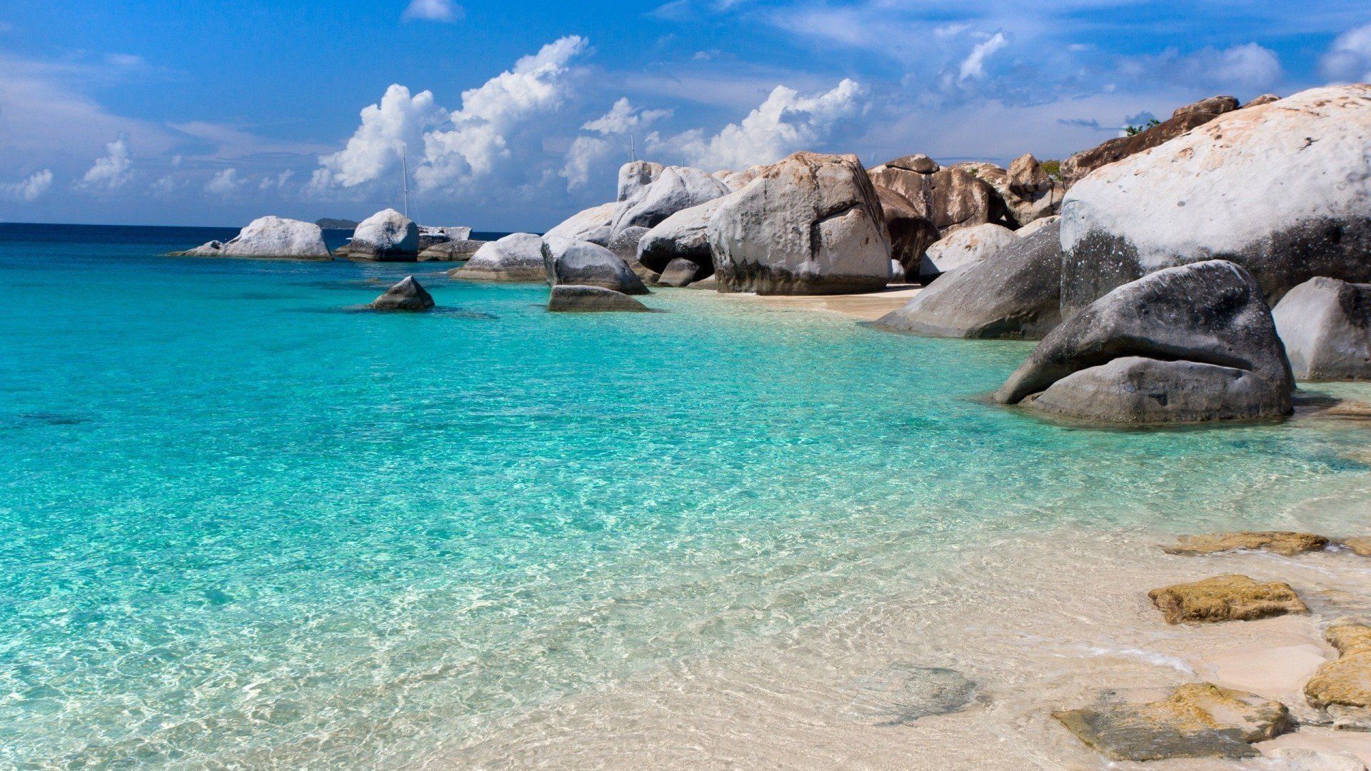 Spiaggia rocciosa mare turchese, 1920x1080 Full HD, Laptop