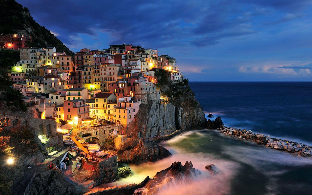 Manarola Cinque Terre notturna, 1280x800 720p, Monitor Gaming