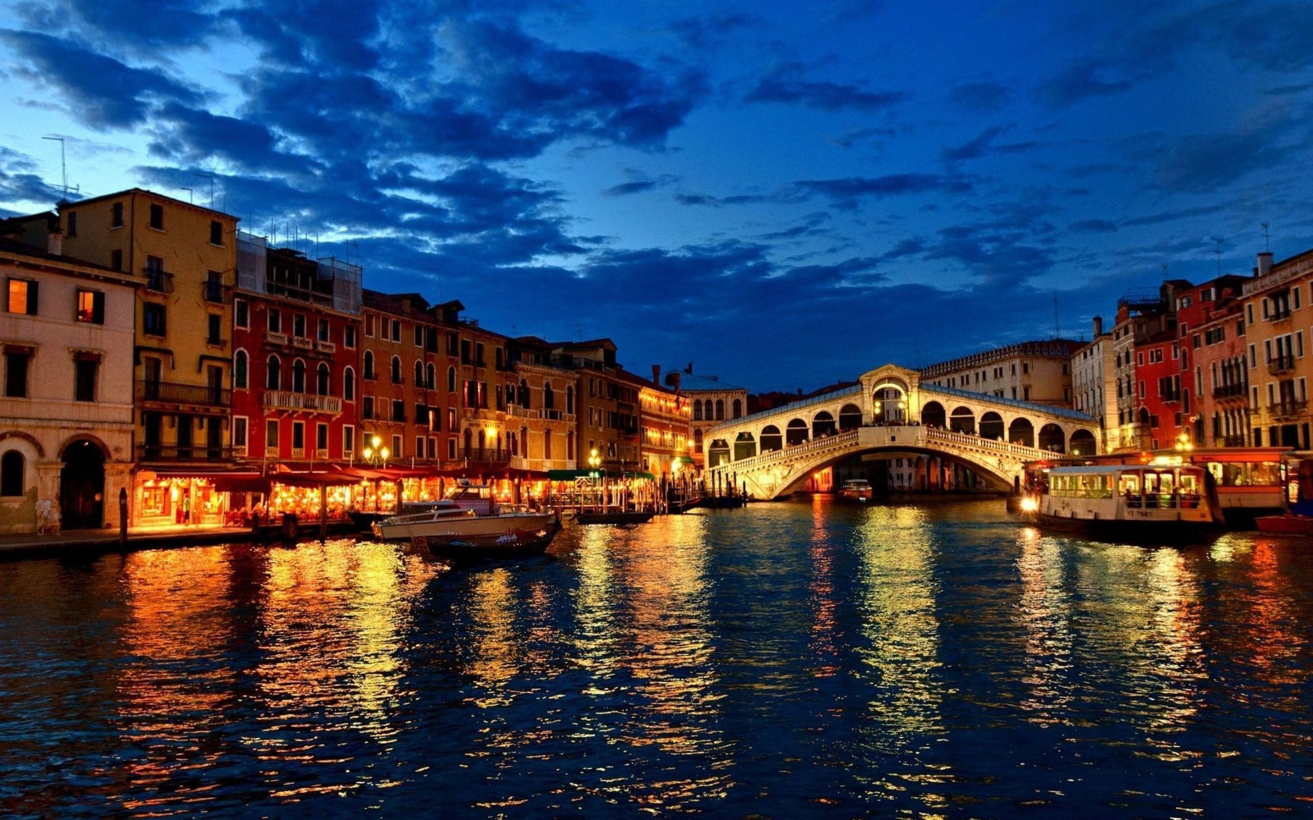 Ponte di Rialto Venezia notte, 2560x1600 2K+, PC