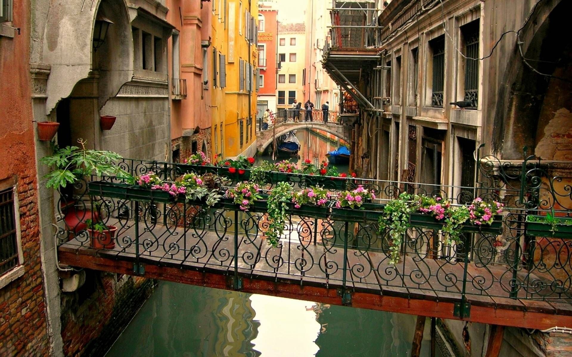 Ponte fiorito canale Venezia, 1920x1200 Full HD+ WUXGA, Desktop