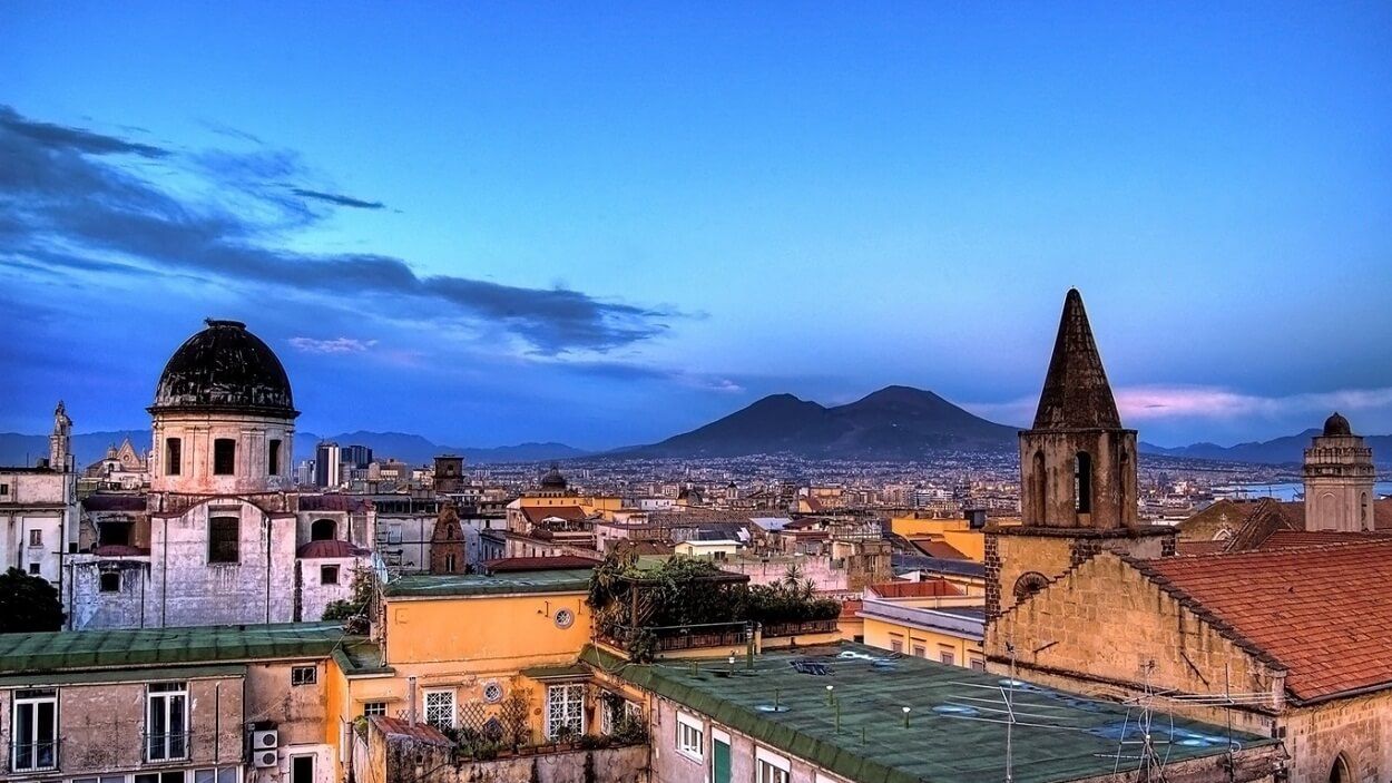 Napoli tetti e vulcano, 1250x703 HD, PC Desktop