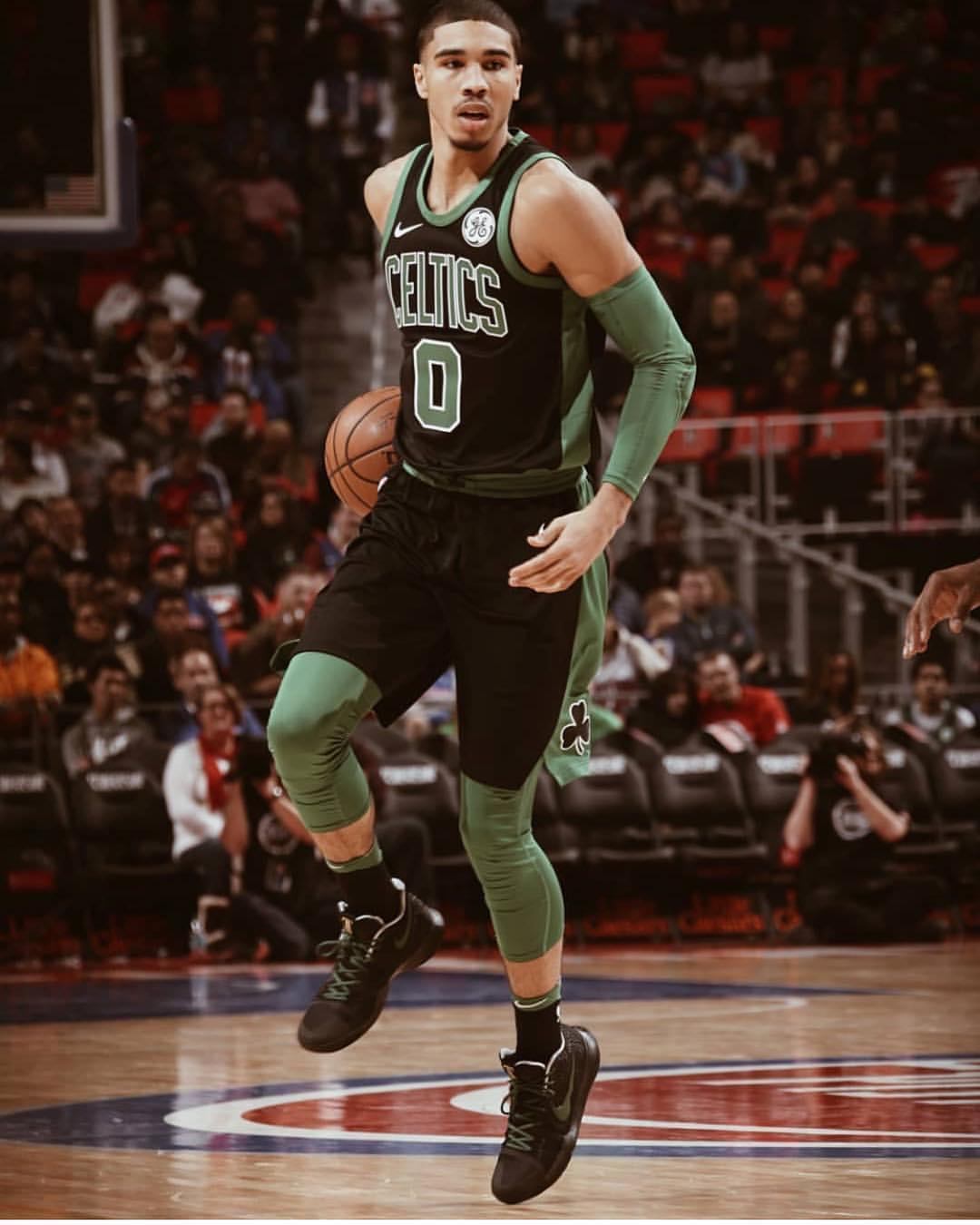 Jayson Tatum Celtics basket, Boston Celtics, 1080x1350 Verticale, Mobile