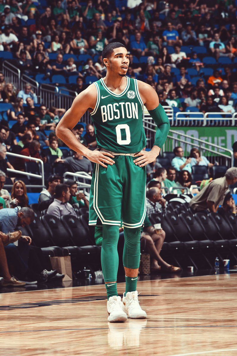 Giocatore Boston Celtics campo, 799x1200 Full HD Verticale, Smartphone