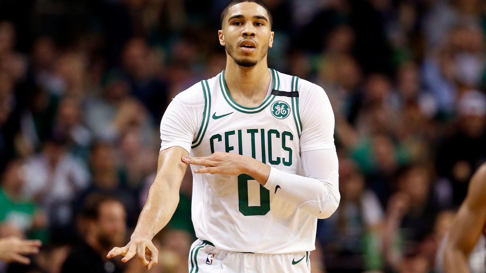 Jayson Tatum Celtics basket, 1600x900 HD Ready, Laptop