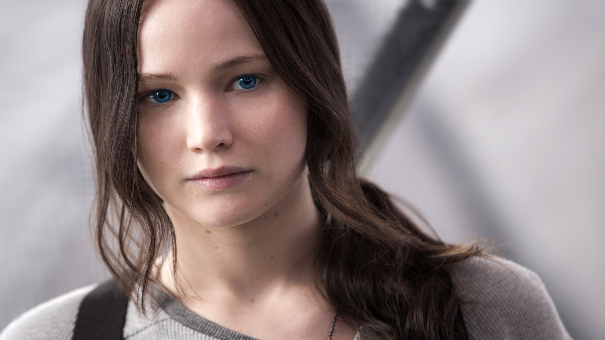 Jennifer Lawrence ritratto, 2560x1440 2K, Desktop