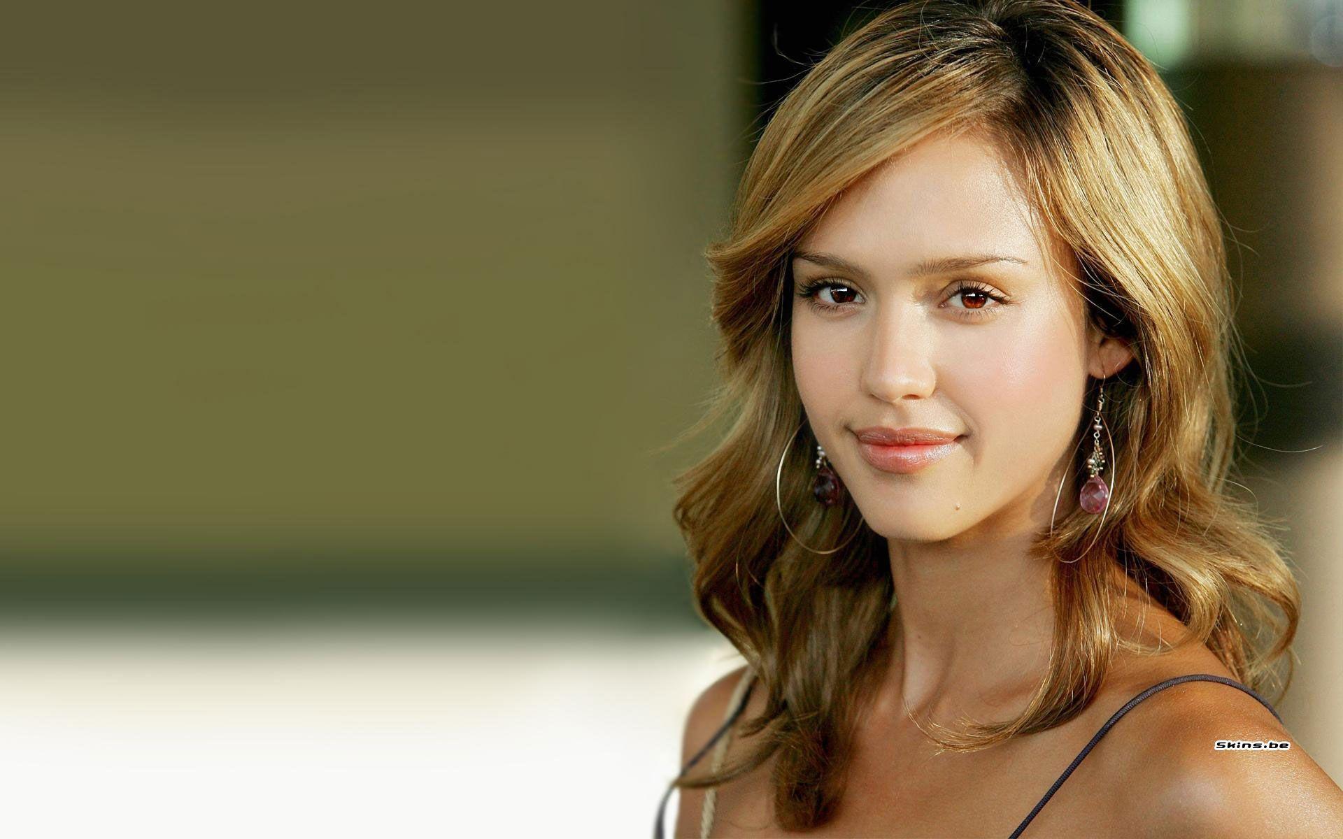 Jessica Alba ritratto sorridente, Sin City, 1920x1200 Full HD+ WUXGA, PC