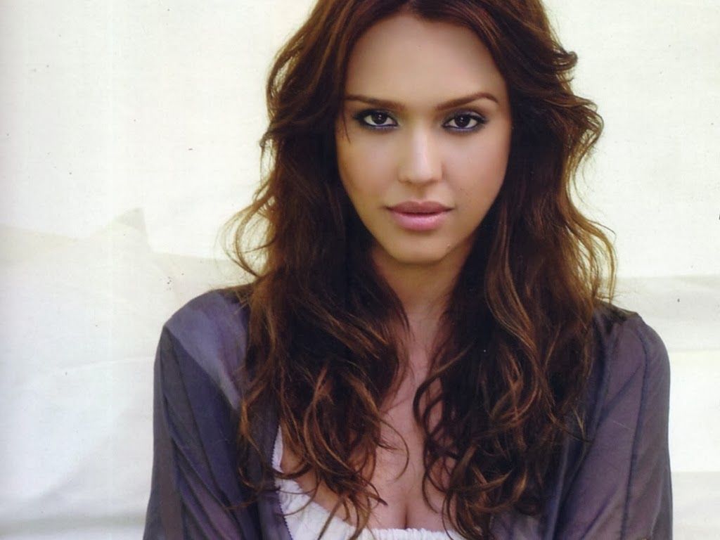 Jessica Alba ritratto, 1024x768 HD, Laptop