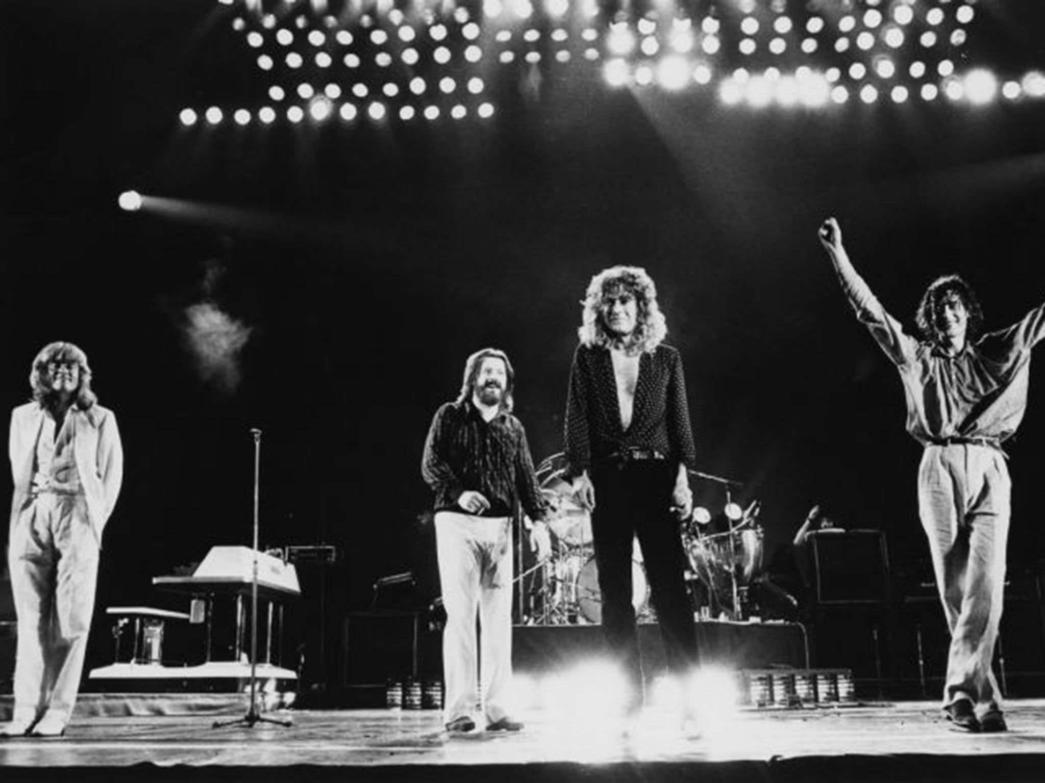 Led Zeppelin sul palco, bianco e nero, 2048x1536 Hi-Res, Desktop
