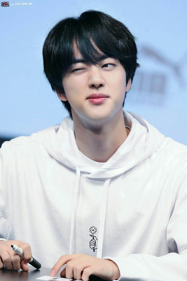 Jin BTS con felpa bianca, 736x1104 Full HD Verticale, Smartphone