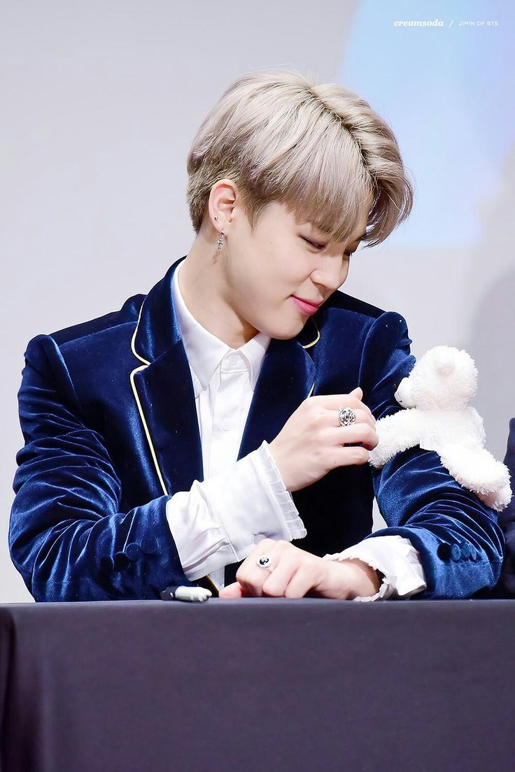 Jimin BTS con peluche, 736x1104 Full HD Verticale, Samsung Galaxy