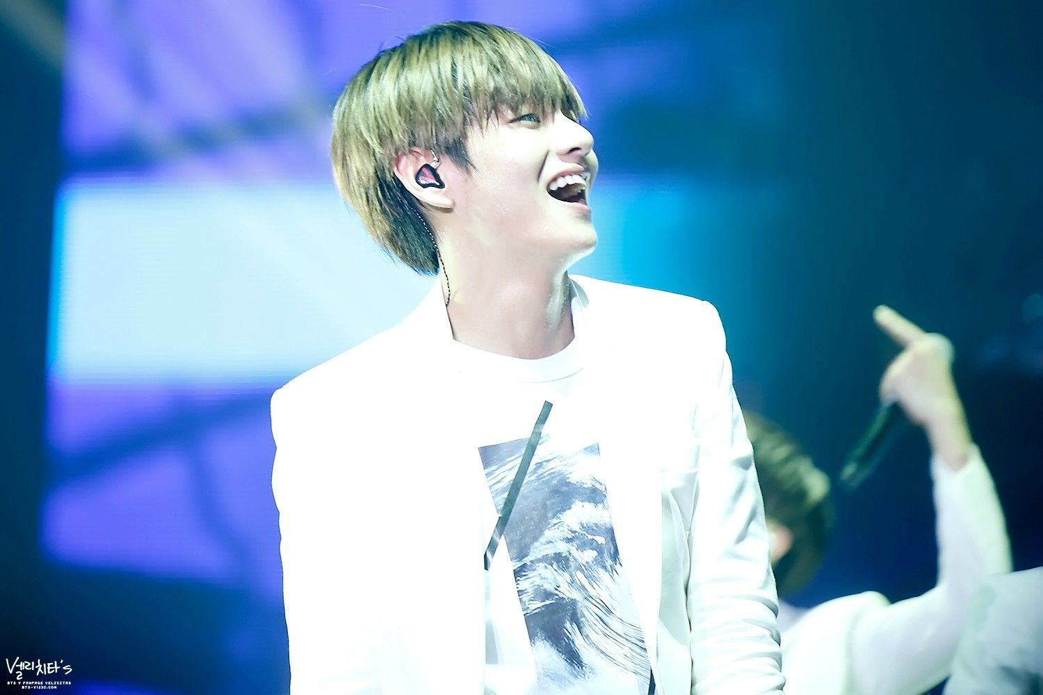 Jungkook BTS in abito nero, 793x1080 Full HD Verticale, Smartphone