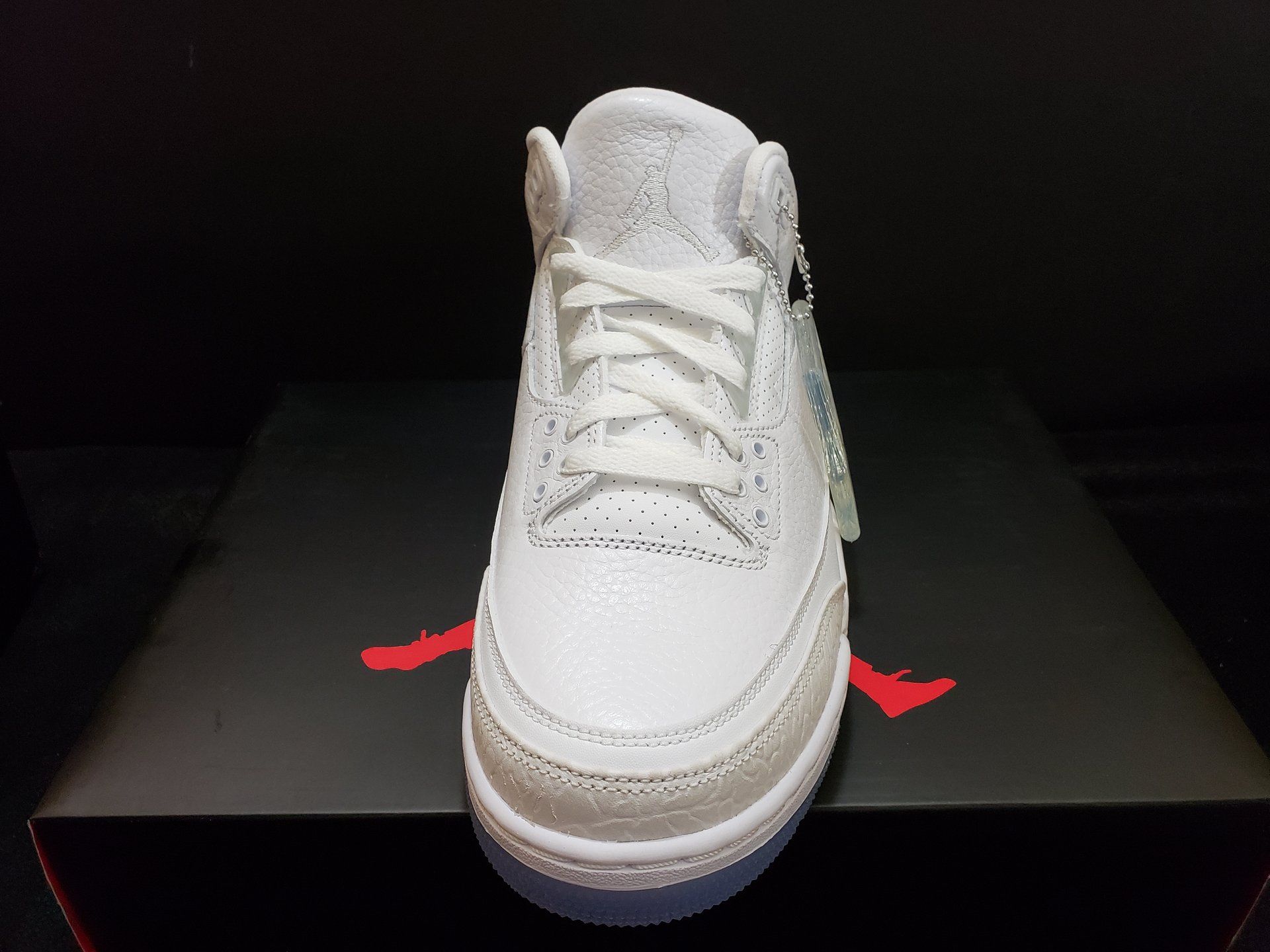 Sneaker Air Jordan 3 bianca, 1920x1440 Full HD+, Desktop
