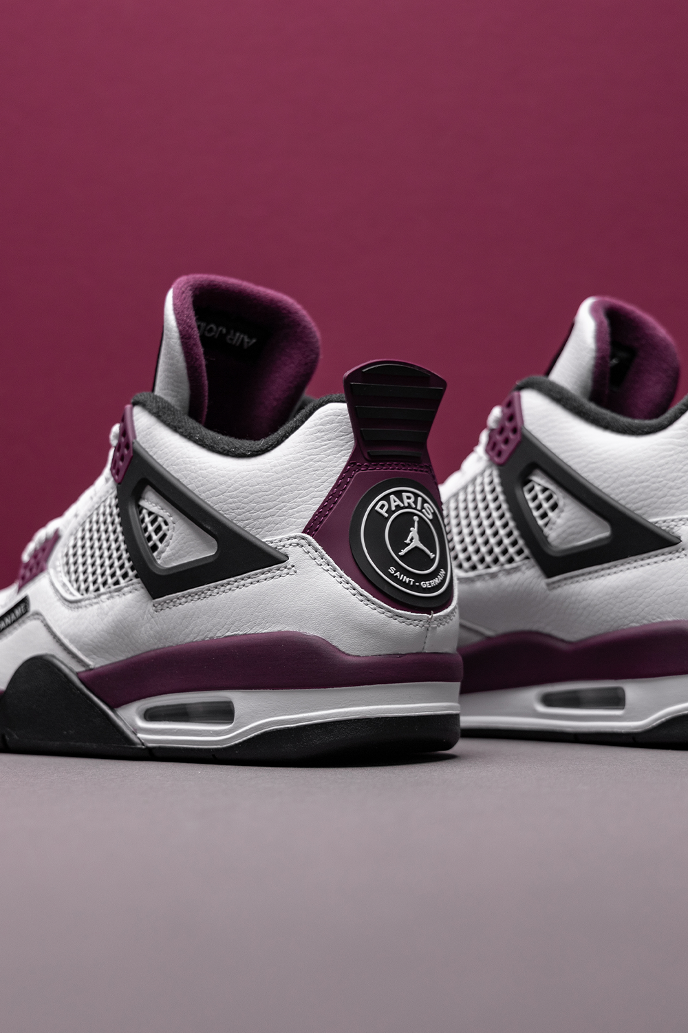 Sneaker Air Jordan 4 bordeaux, Nike, 1000x1500 Verticale, Telefono