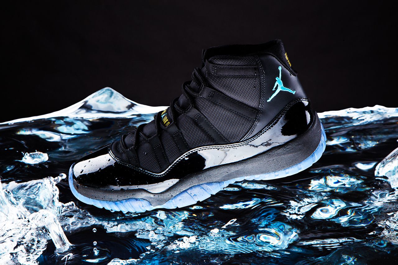 Jordan 11 nera su acqua ghiacciata, 1280x853 720p, PC