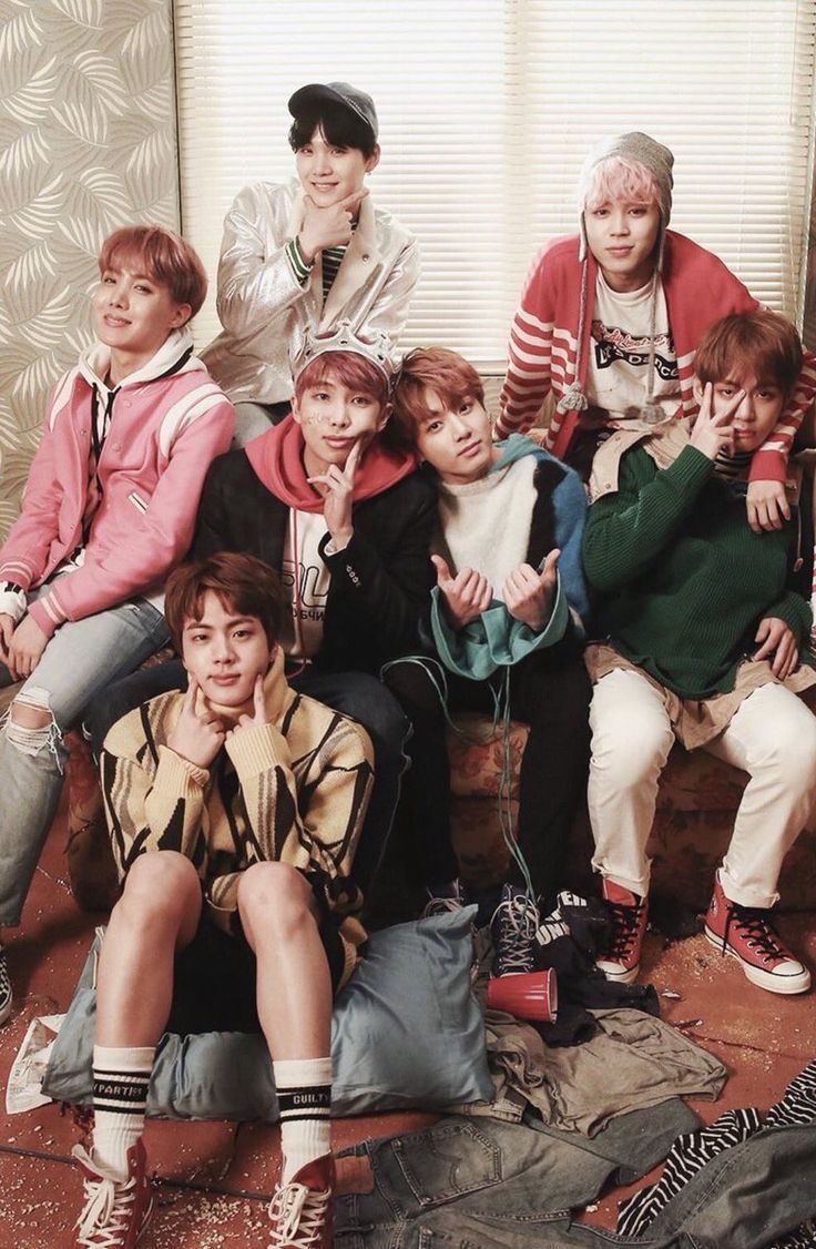Gruppo BTS foto vintage, 736x1126 Verticale, Mobile