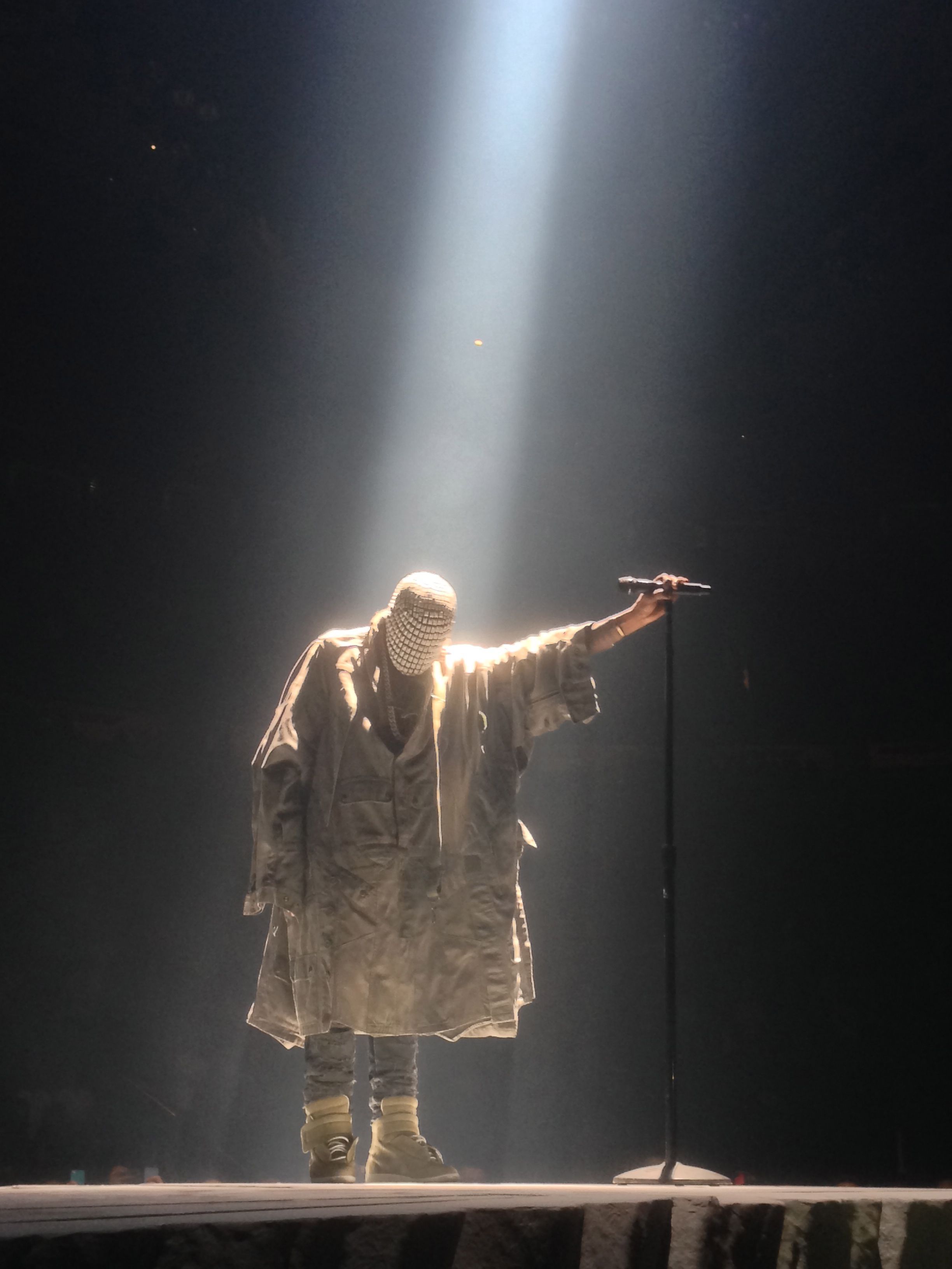 Yeezus con Maschera, 2448x3264 Verticale, Android