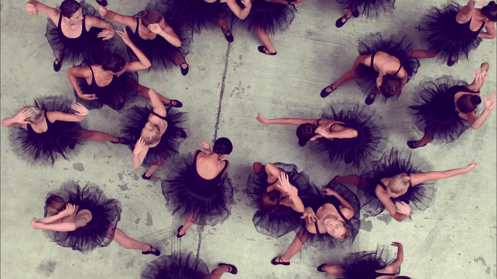 Ballerine tutù nero, vista aerea, 1920x1080 Full HD, Desktop