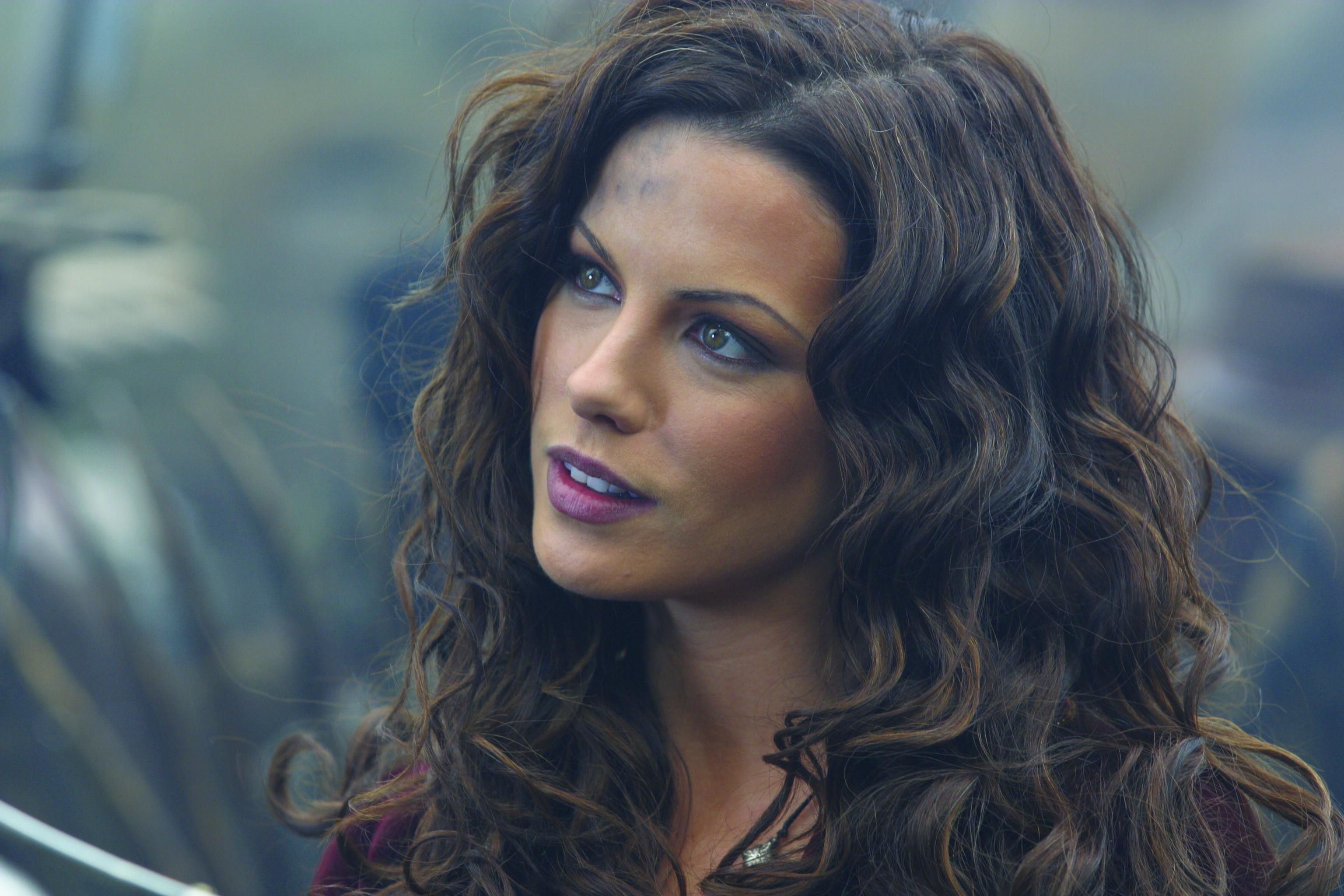 Kate Beckinsale, Van Helsing, 3072x2048 2K+, Monitor Gaming