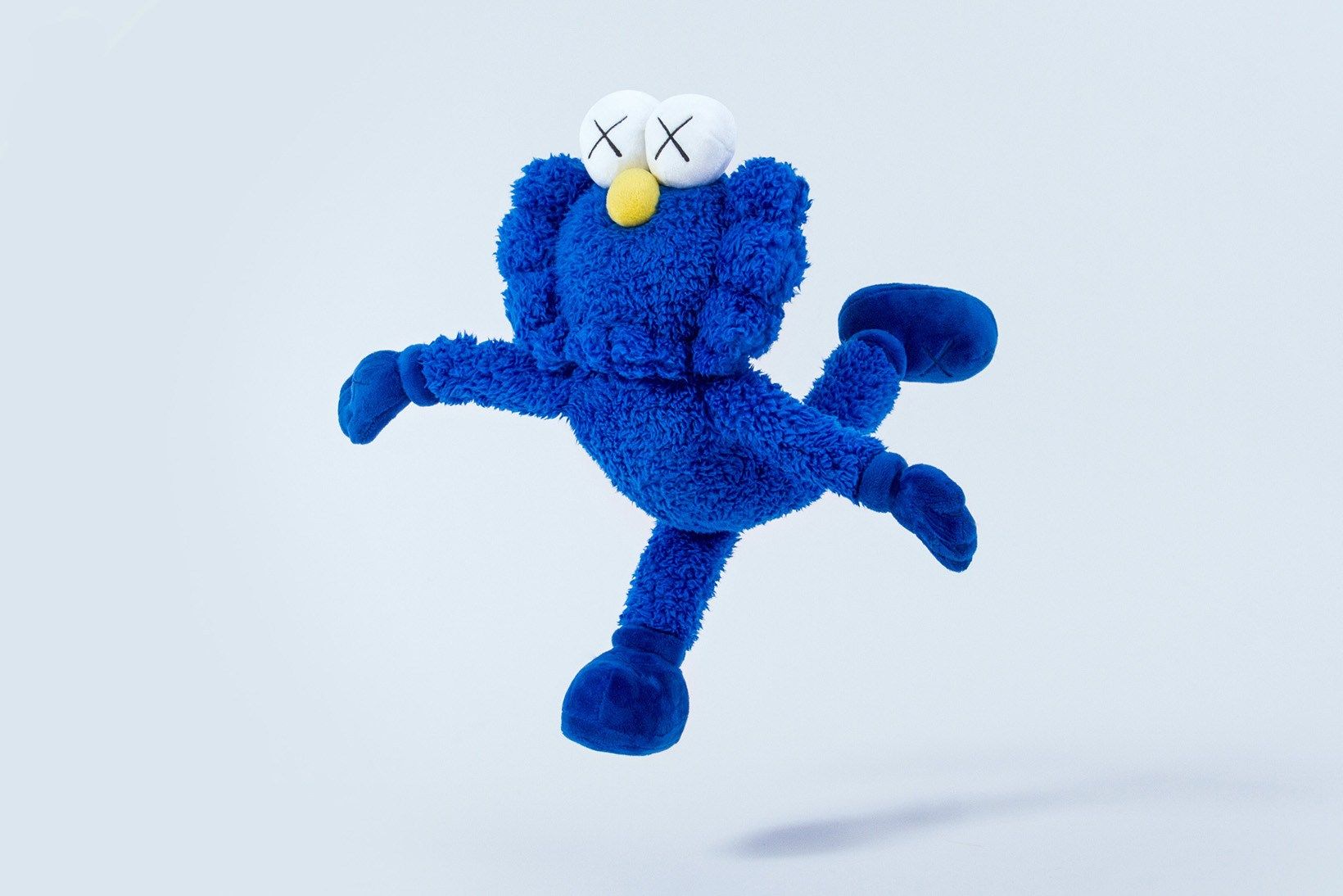 KAWS BFF blu peluche, 1640x1094 HD Ready, Desktop