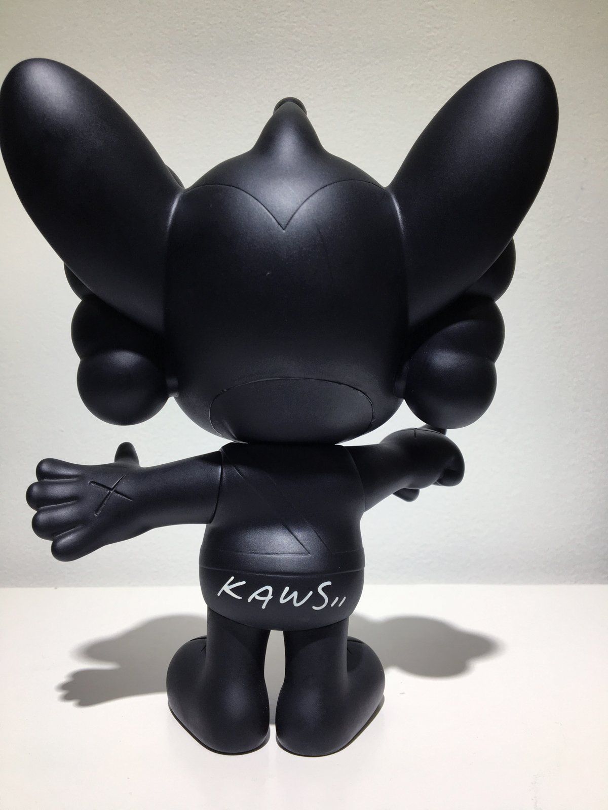KAWS Astro Boy, 1080x1080 HD, Desktop