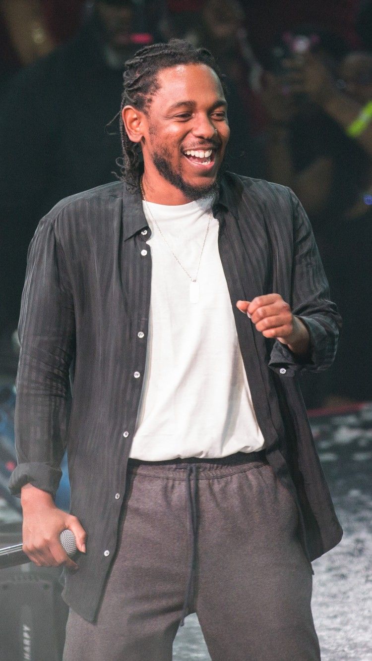Kendrick Lamar con microfono, 2941x2206 2K+, PC