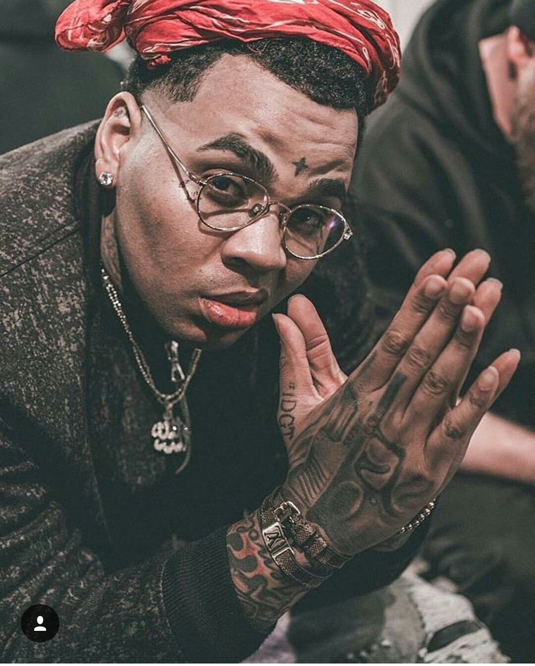 Kevin Gates bandana rossa, 1080x1345 Verticale, Mobile