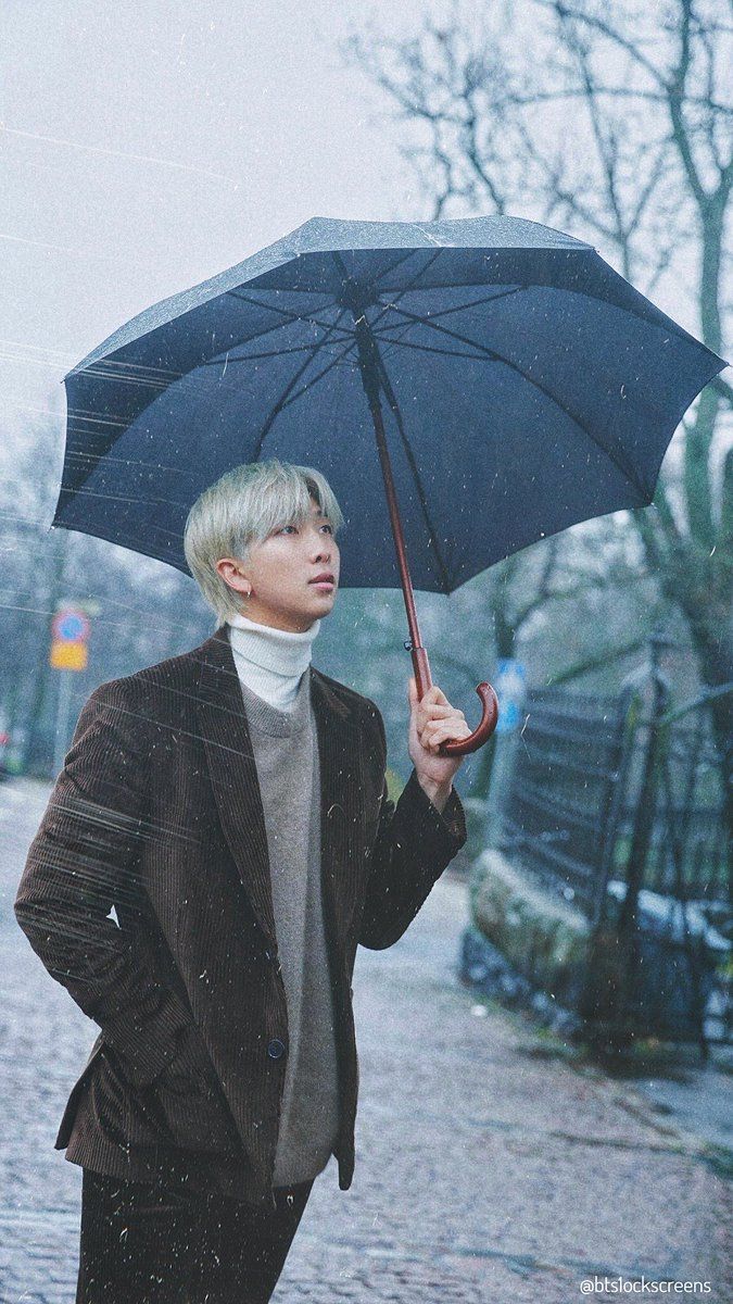 RM BTS con ombrello, 675x1200 Full HD Verticale, iPhone