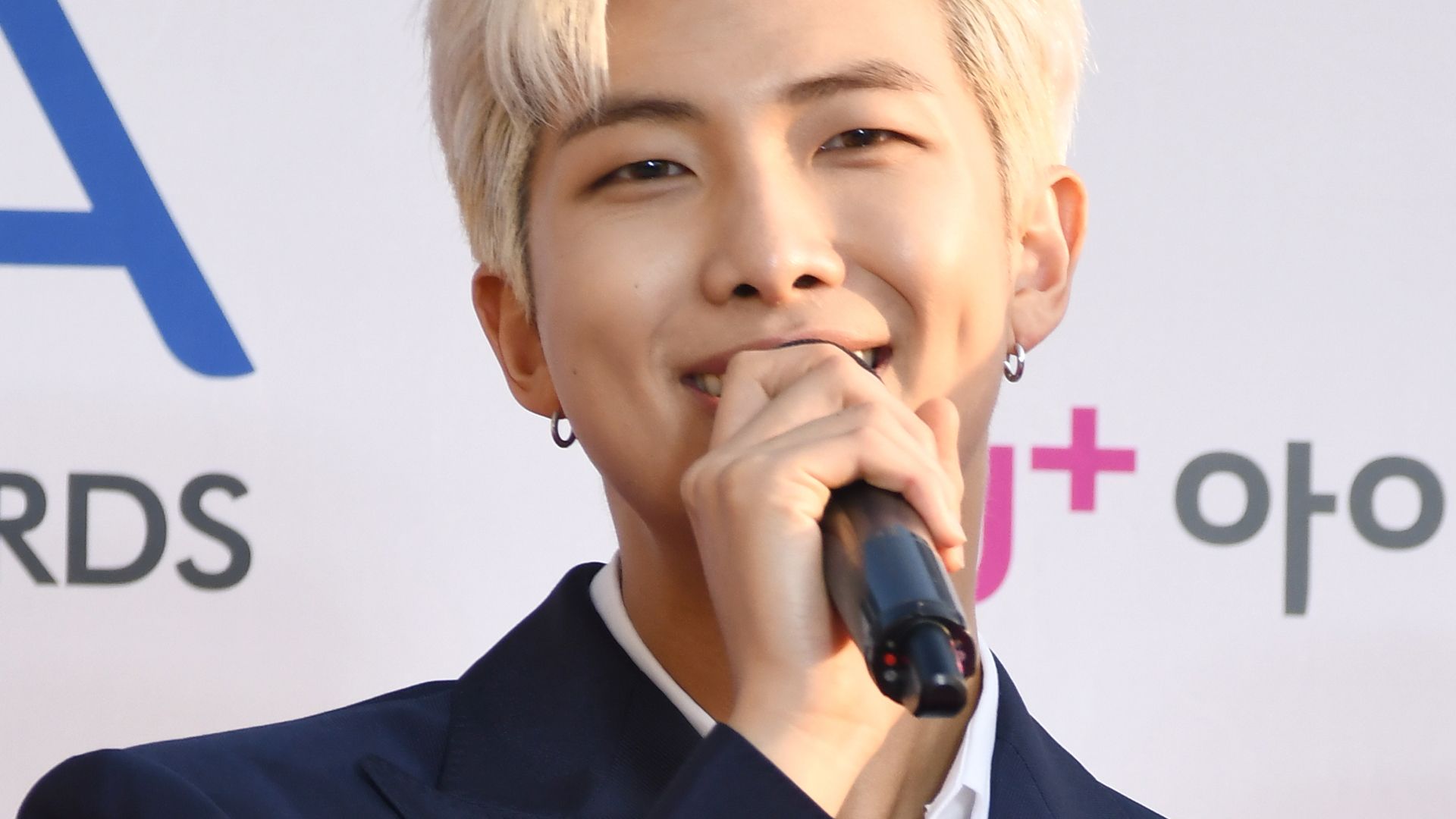 RM dei BTS con microfono, 1920x1080 Full HD, PC