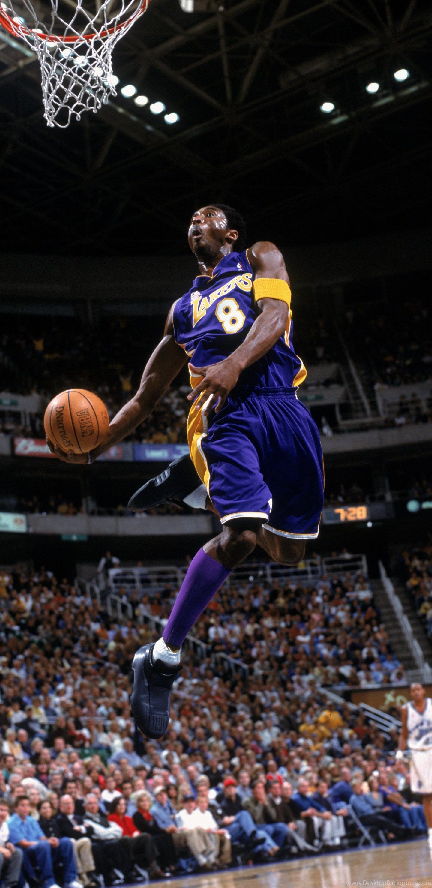 Kobe Bryant schiacciata Lakers, 1440x2960 Verticale, iPhone Pro Max