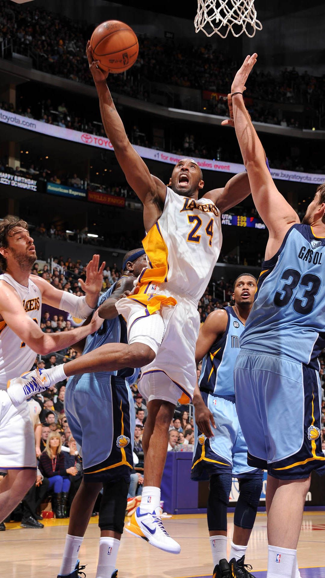 Kobe Bryant Lakers basket, 1080x1920 Full HD Verticale, iPhone Plus