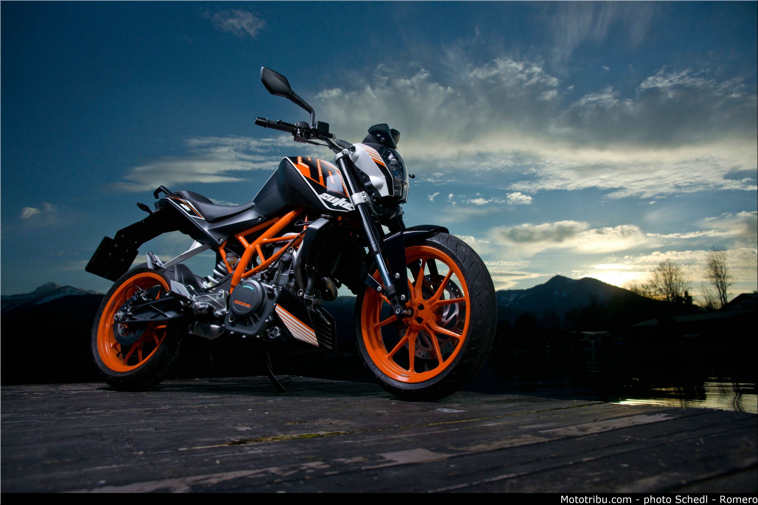 Moto KTM Duke arancione nera, 2560x1706 WQXGA, Monitor Gaming