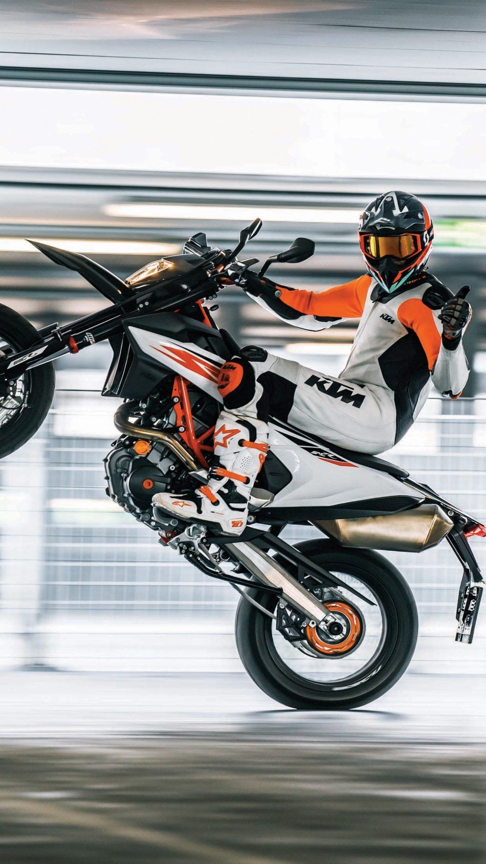 KTM 690 SMC R Supermoto, 950x1689 Full HD Verticale, iPhone