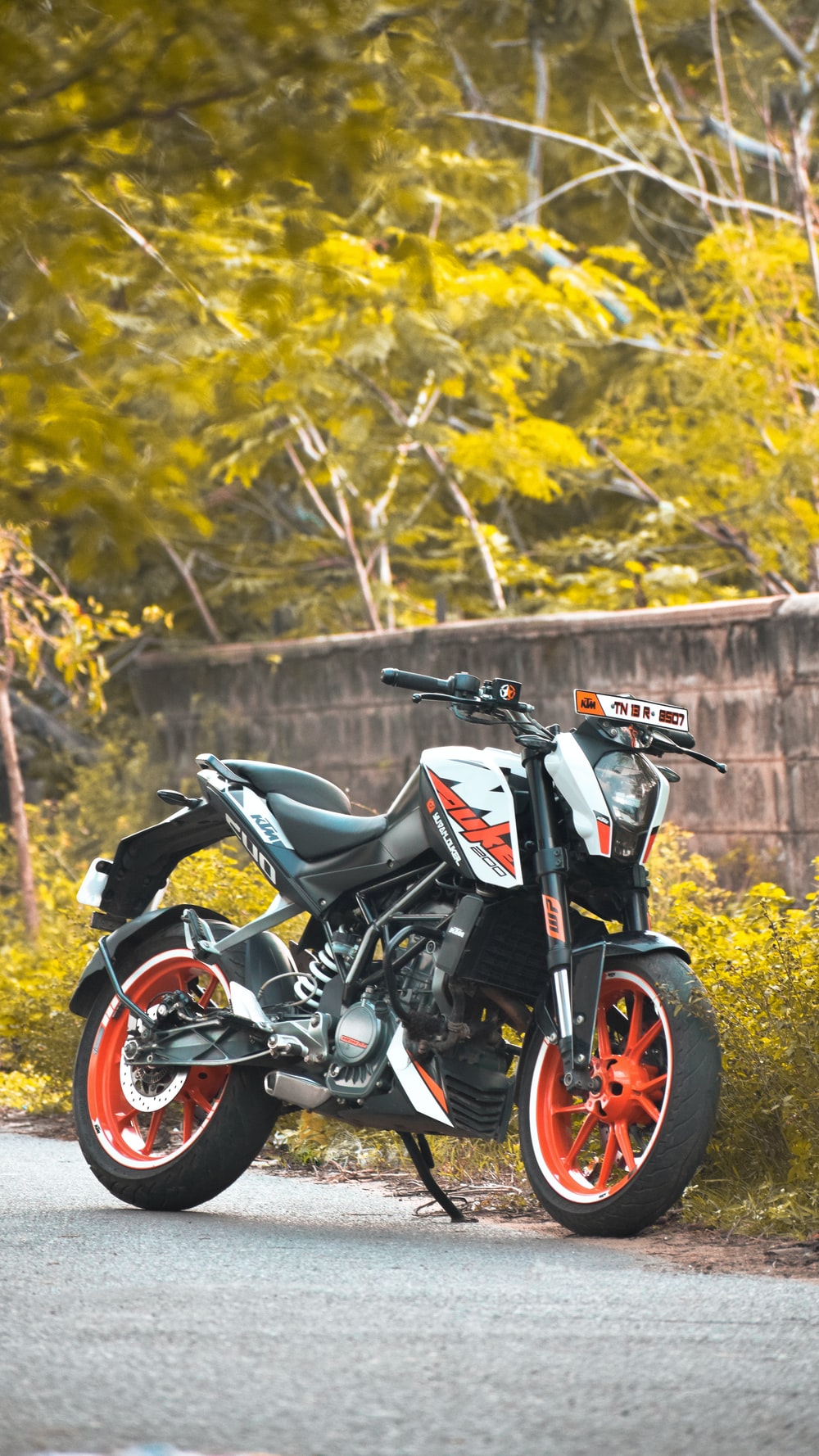 Moto KTM Duke arancione nera, 1000x1778 Full HD Verticale, Smartphone