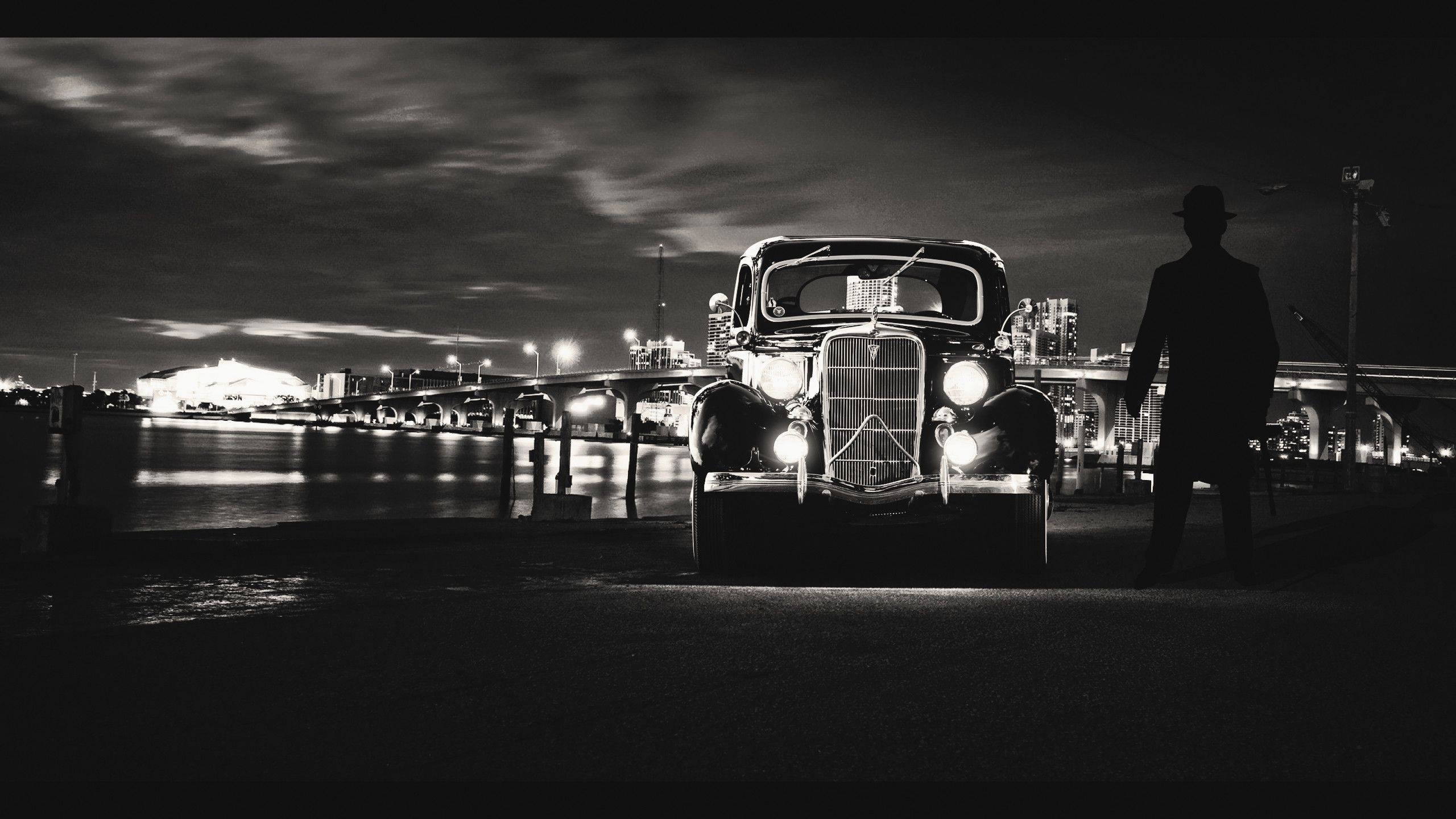 Auto d'epoca in vicolo, corpo, 1280x720 720p, iMac