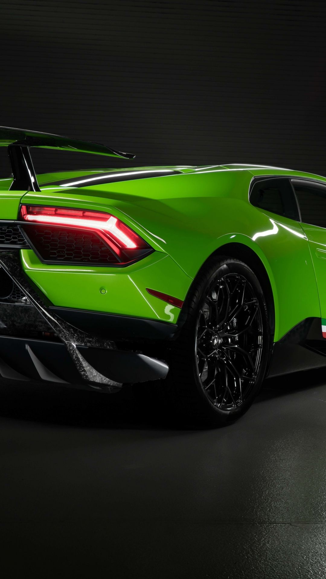 Lamborghini Huracan verde retro, 1080x1920 Full HD Verticale, Galaxy S