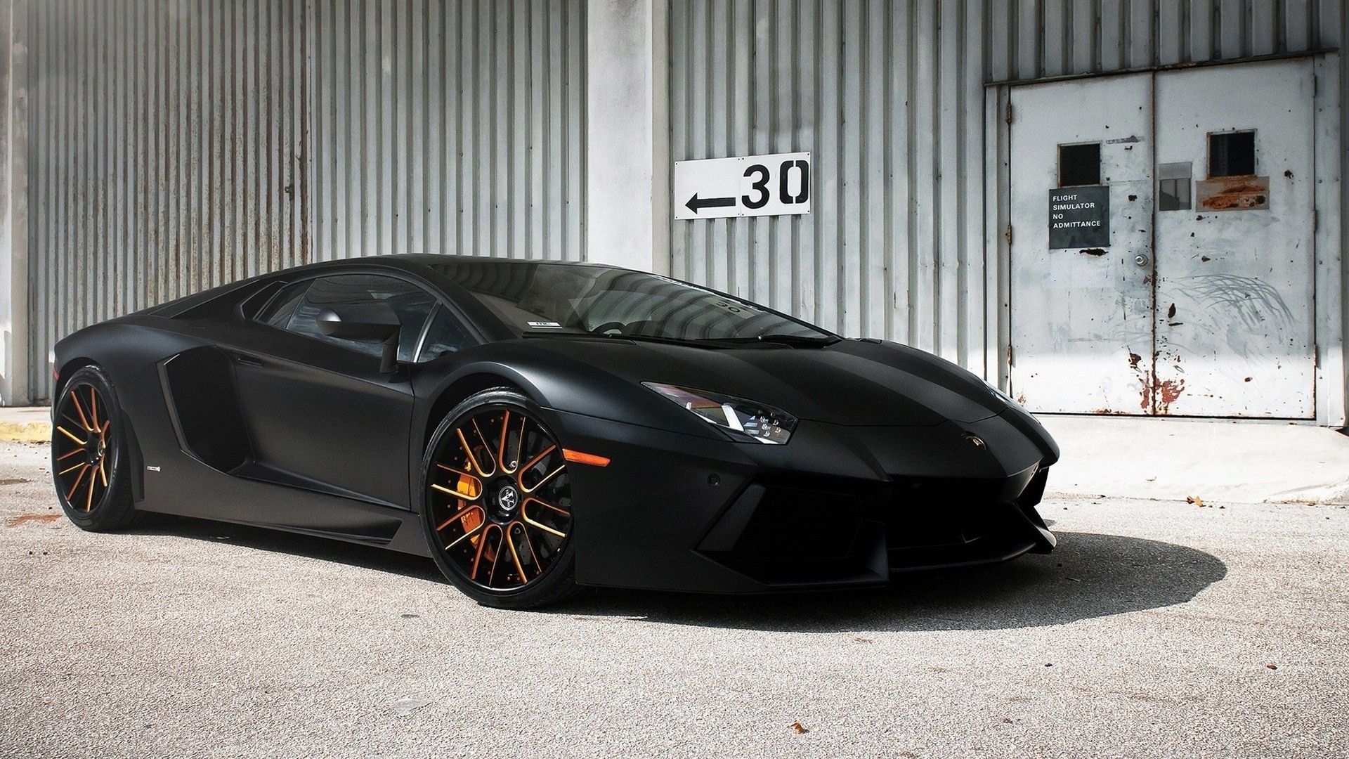 Lamborghini Aventador oro, 1366x768 720p, PC