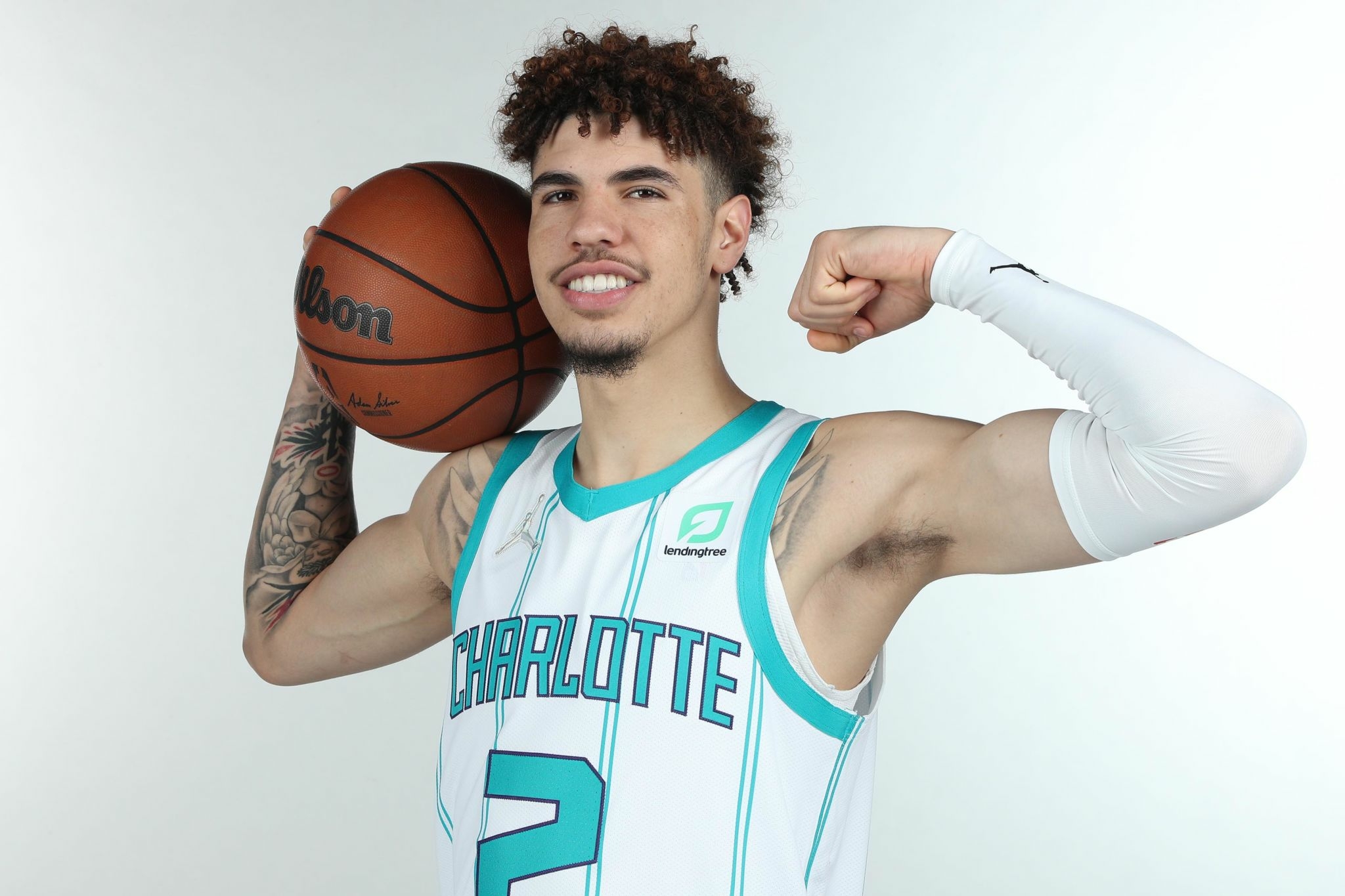 LaMelo Ball Charlotte Hornets, 2048x1365 Hi-Res, Desktop
