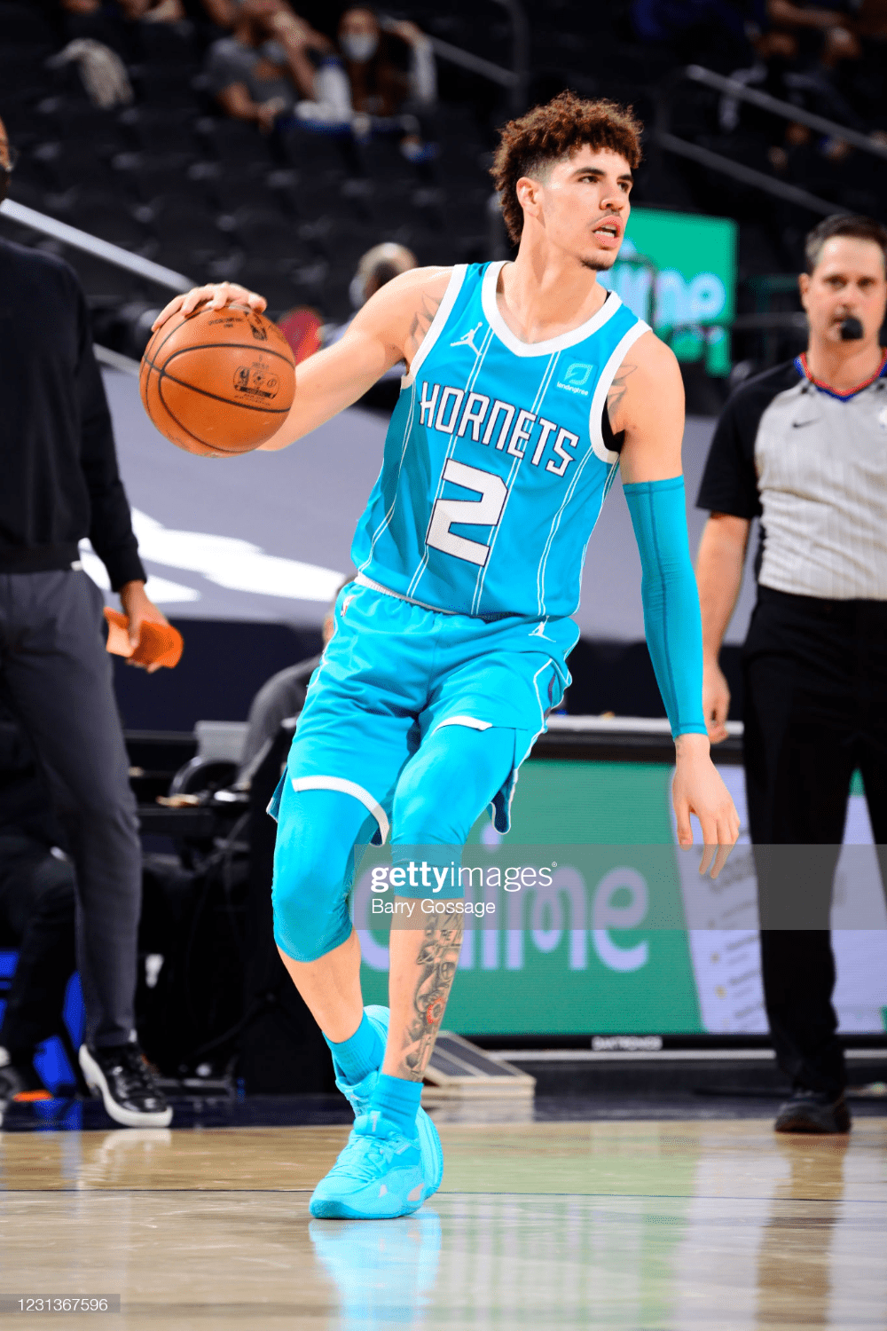 LaMelo Ball Hornets basket, 1000x1500 Full HD Verticale, Smartphone