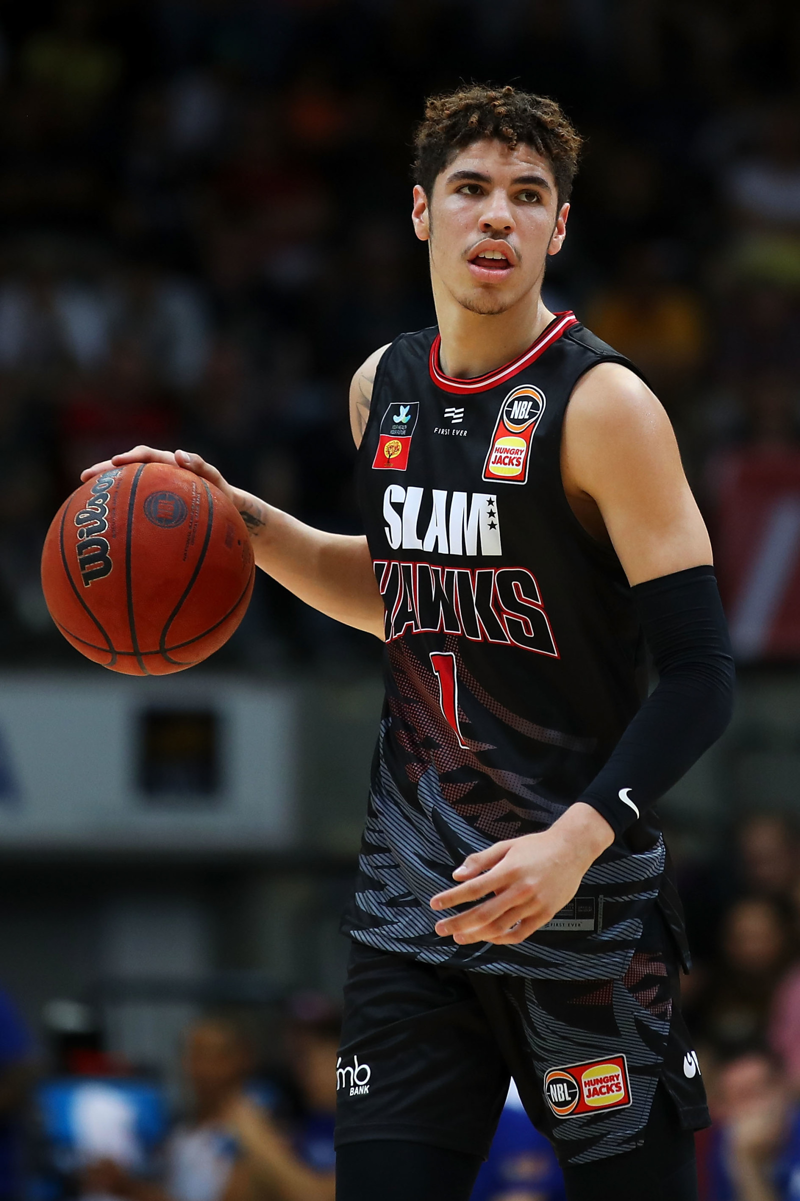 Giocatore basket LaMelo Ball, 1600x2400 Full HD Verticale, Smartphone