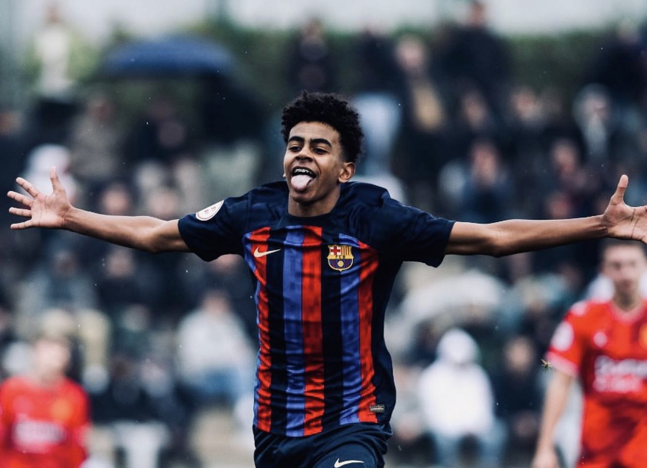 Calciatore Barcellona esulta gol, 1284x929 HD, Desktop