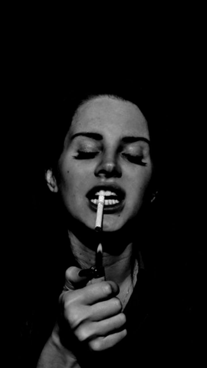 Lana Del Rey con sigaretta, 720x1280 Full HD Verticale, iPhone