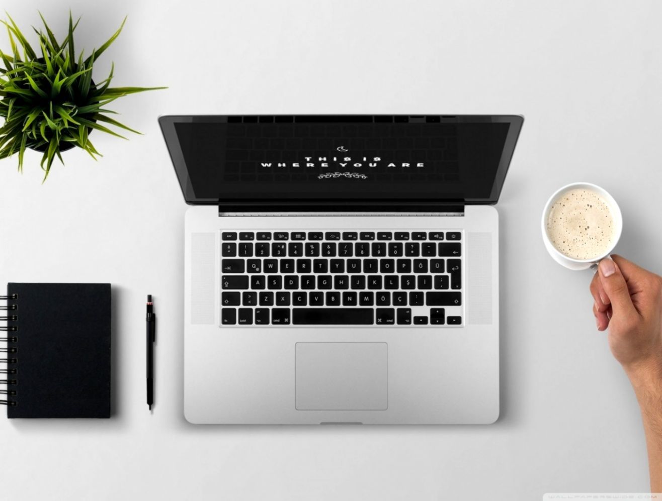 Laptop scrivania bianca minimalista, 1316x997 HD, Lenovo Legion