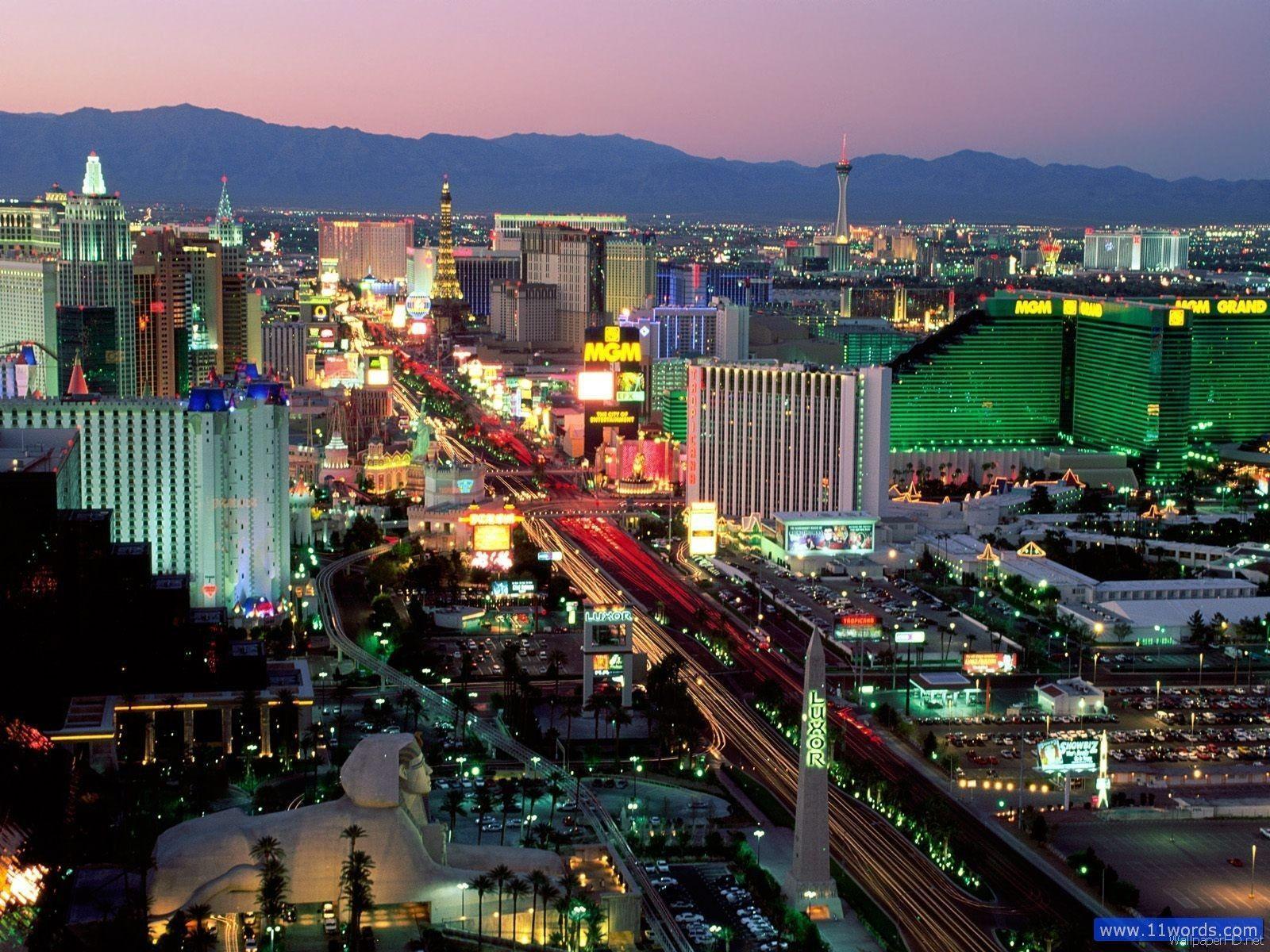 Las Vegas Strip di notte, 1600x1200 900p, Desktop