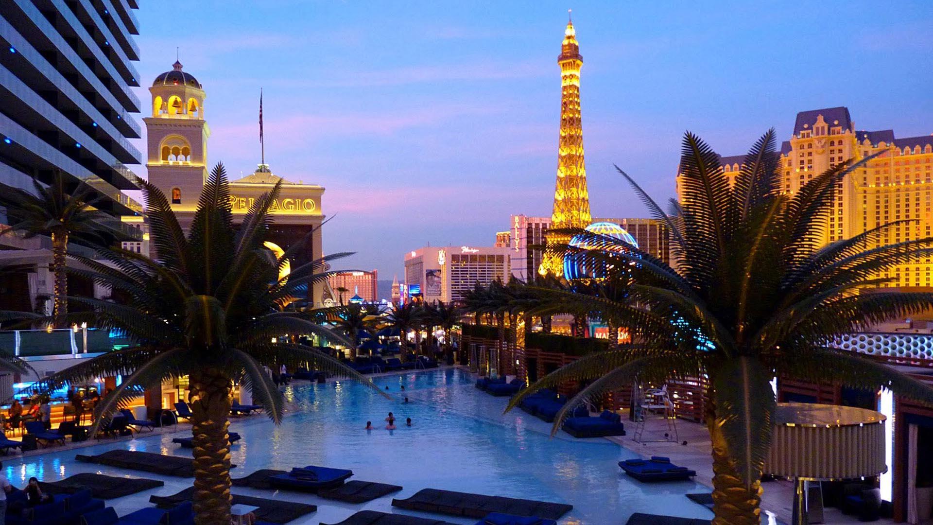 Las Vegas Strip serale con piscina, 1920x1080 Full HD 1080p, Laptop